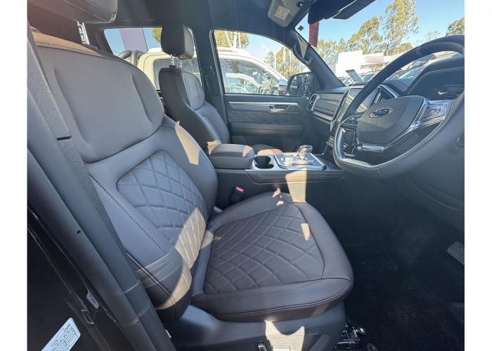 Used 1
                    JAC T9
                     for Sale Image