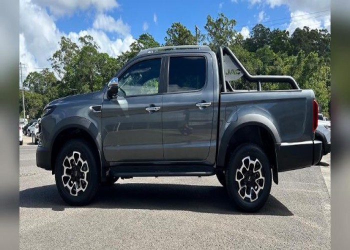 Used 1
                    JAC T9
                     for Sale Image