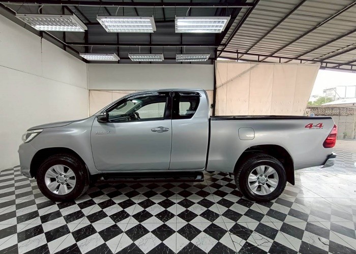 Used 5
                    TOYOTA
                     for Sale Image