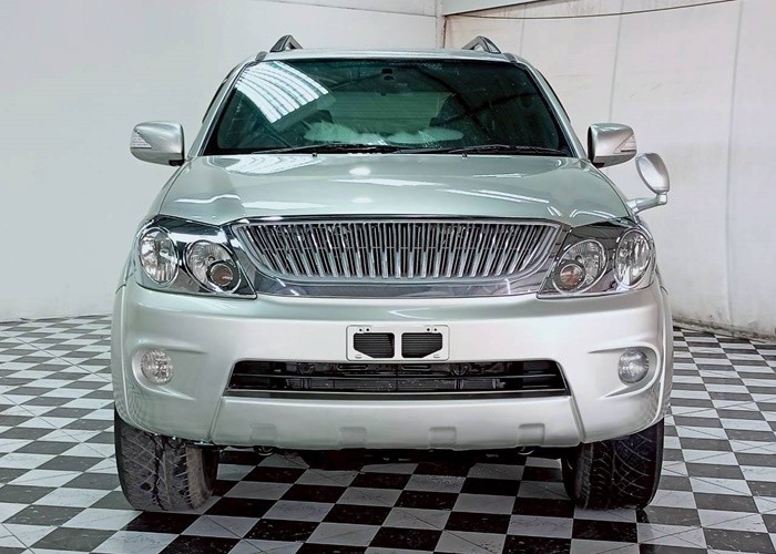 Used 8
                    TOYOTA
                     for Sale Image