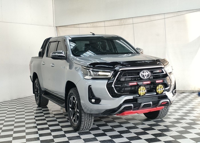 Used 9
                    TOYOTA
                     for Sale Image