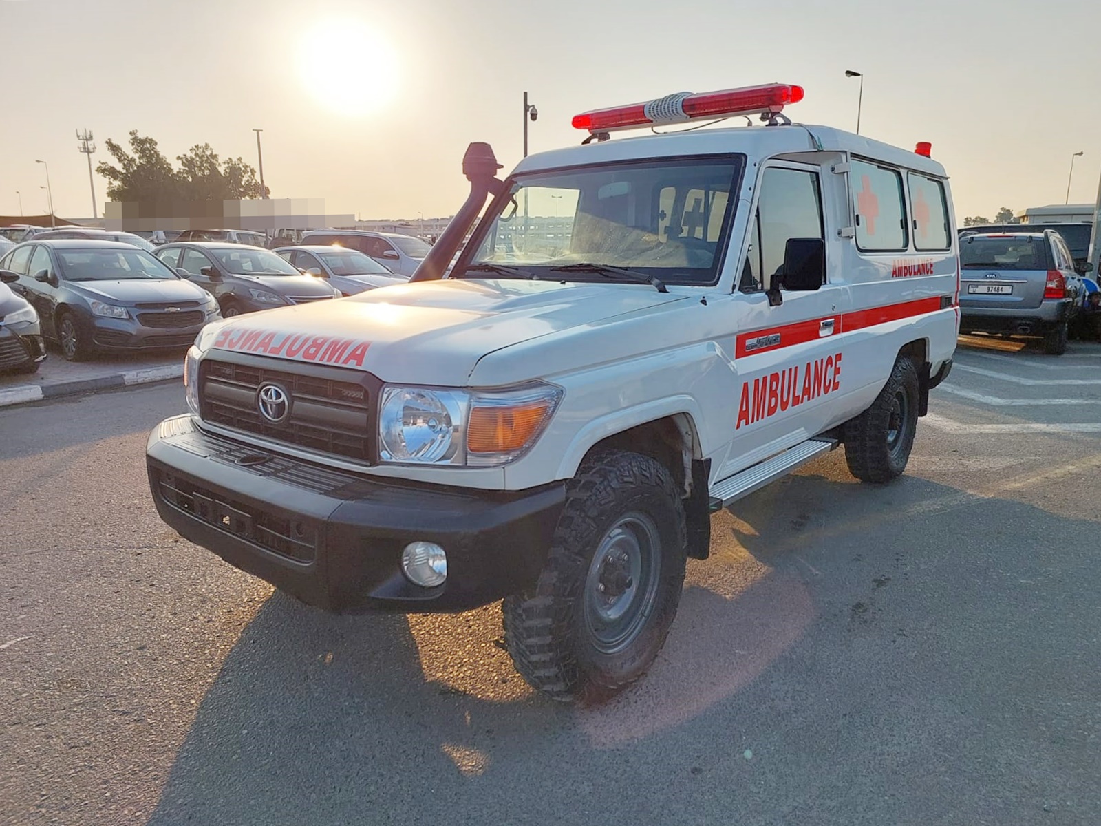 3007  TOYOTA   (AMBULANCE) M/T 4WD WHITE