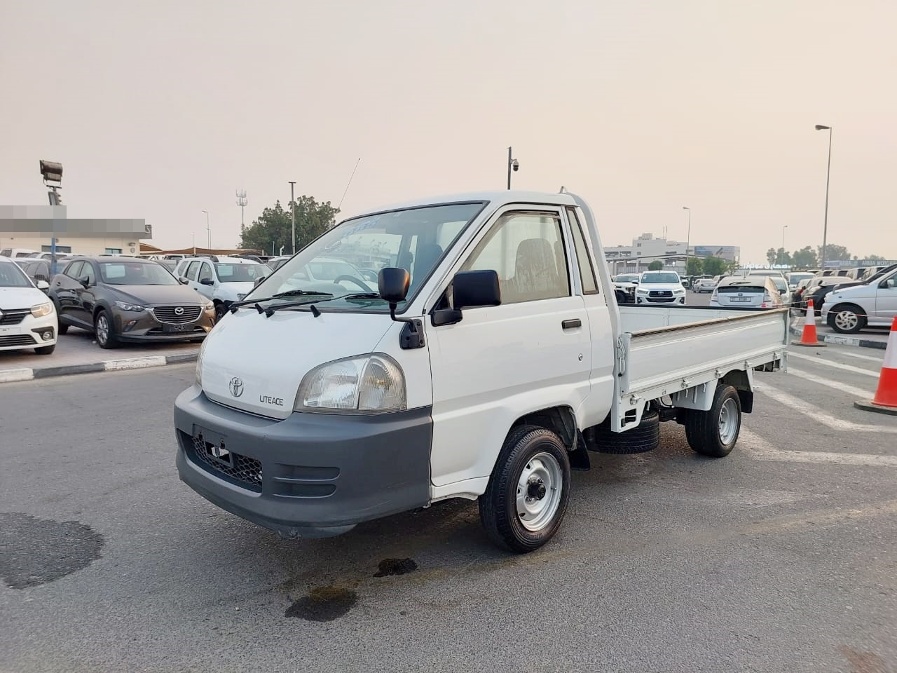 7174 TOYOTA LITEACE 2WD 1.8 MT WHITE