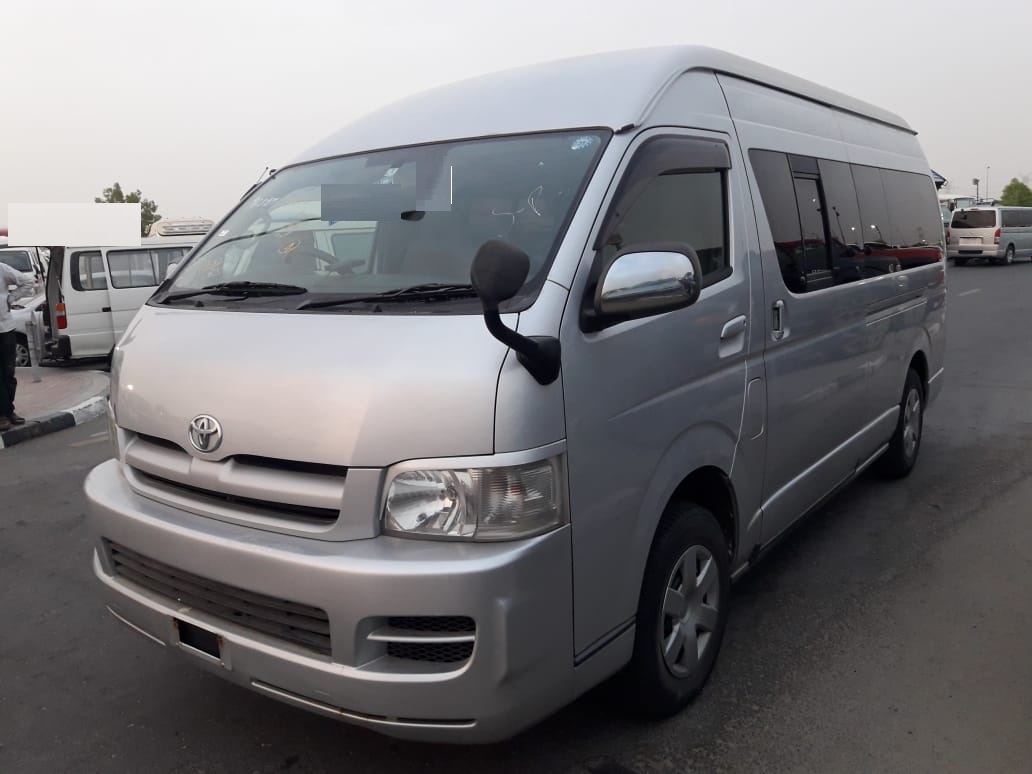 2009 - Toyota hiace 2.5 AT Van Silver