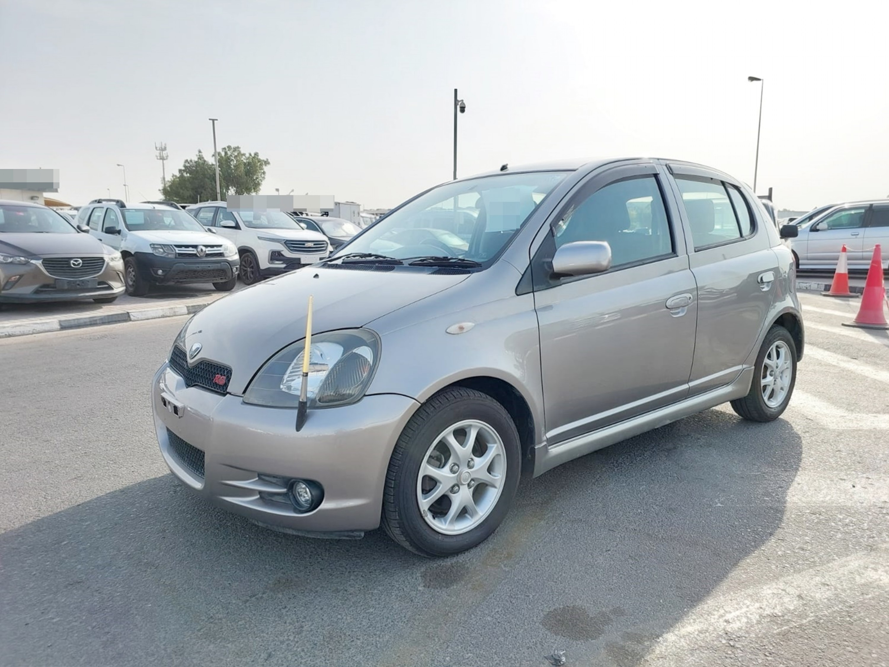 2000 TOYOTA HATCHBACK 2WD MN